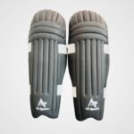 Wicket Keeping Moulded Pads for Adults