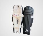 Wicket Keeping Moulded Pads for Juniors - Image 2